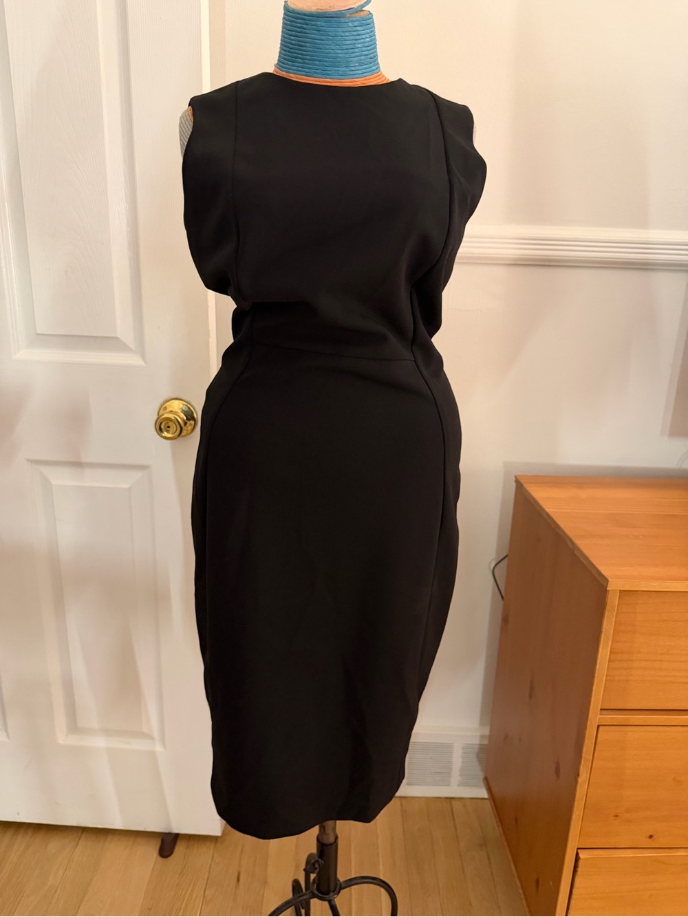 Calvin Klein Black Sleeveless Midi Sheath Dress